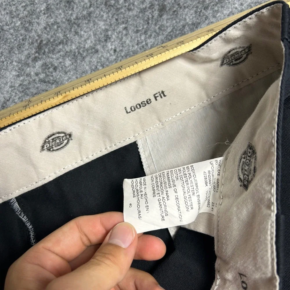 Dickies loose fit